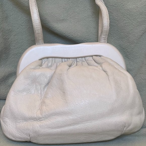 Purse - Picture 2 of 9